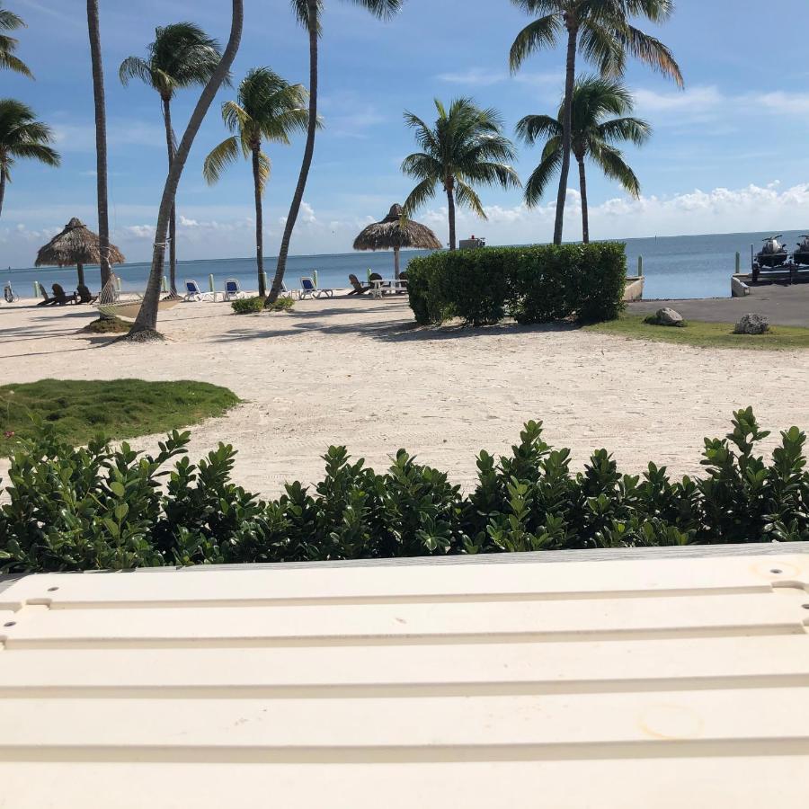 Drop Anchor Resort & Marina اسلامورادا المظهر الخارجي الصورة